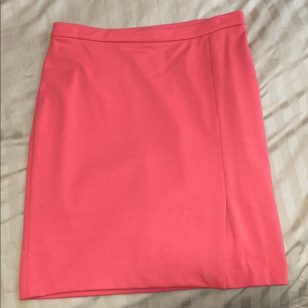 Coral knee length skirt